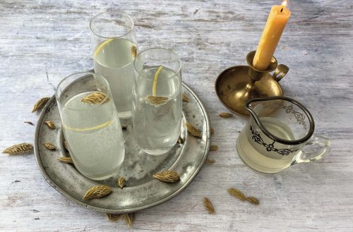 sprucey-french-75-cocktail